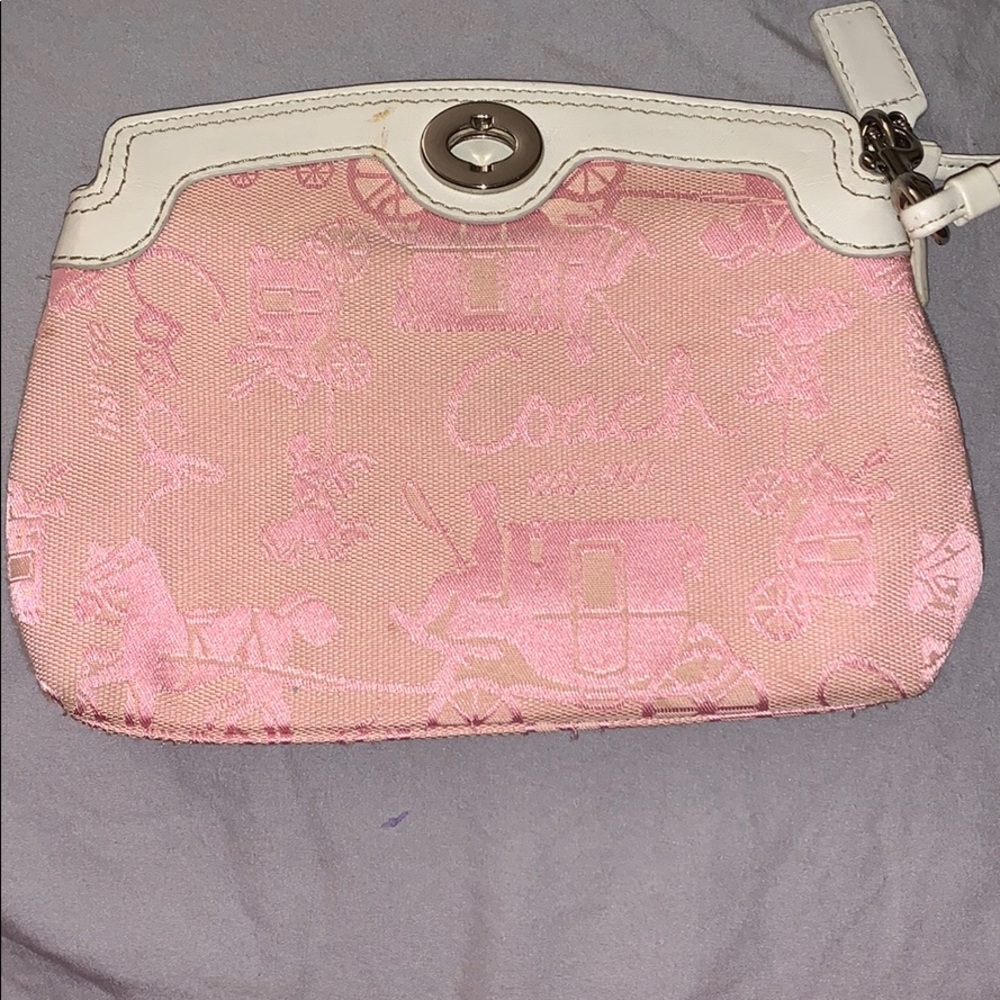 light pink clutch coach